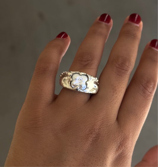 Clover Ring